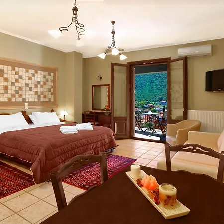 Artemis Traditional Hotel