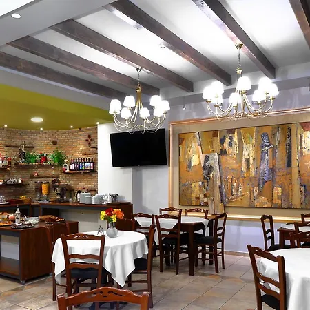 Artemis Traditional Hotel 3*