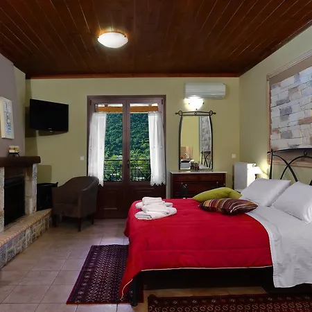 Artemis Traditional Hotel
